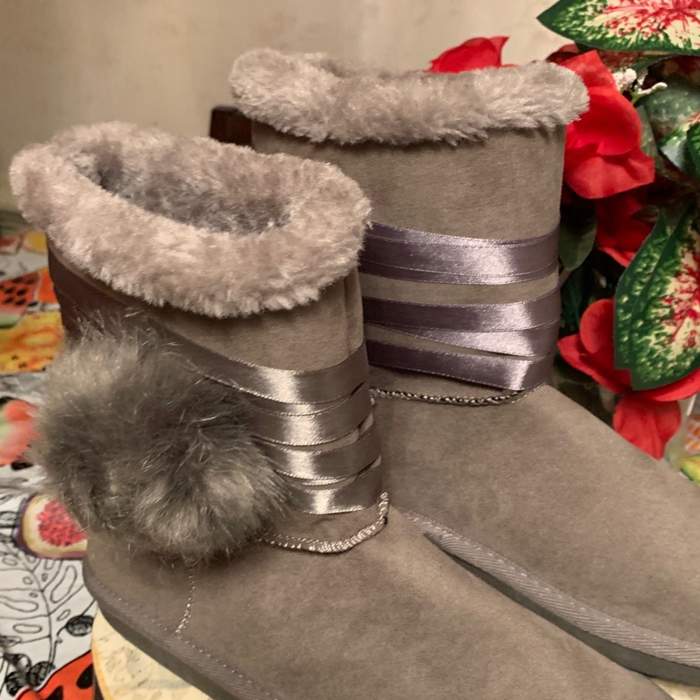 Ladies booties